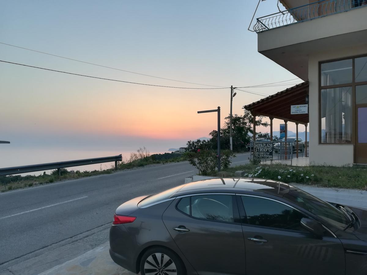 Let Rooms Lukova Exterior foto